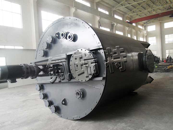 鋼襯塑儲罐、反應(yīng)釜