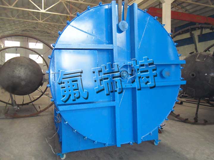 鋼襯塑儲罐、反應(yīng)釜